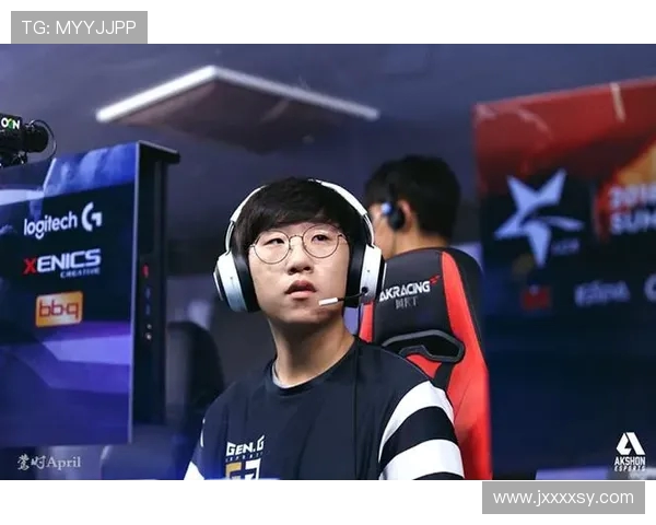 RulerADC崛起之路:从电竞新星到全球顶级ADC选手的成长故事